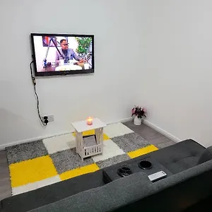 https://venicci-suites.cambridgehotelsuk.com